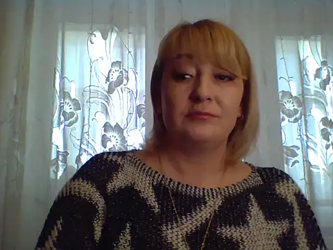 ArielXLoveresss online show from March 8, 2025, 8:11 am