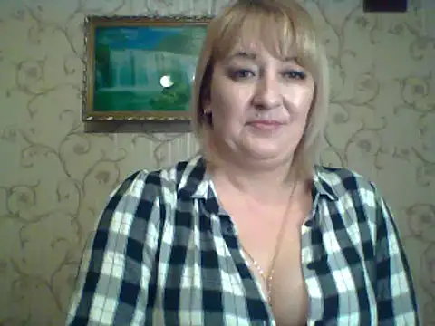 ArielXLoveresss online show from March 16, 2025, 5:39 pm