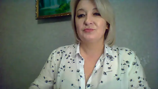 Snapshot of ArielXLoveresss chatting on November 30, 2025, 10:19 am ArielXLoveresss online show from November 30, 2025, 10:19 am
