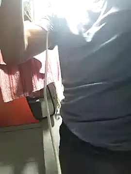 cachondo93 online show from March 6, 2025, 12:00 am