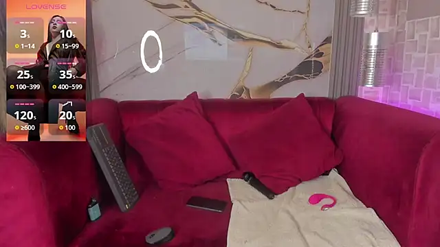 Bella williamss  online show from December 1, 2025, 7:08 pm