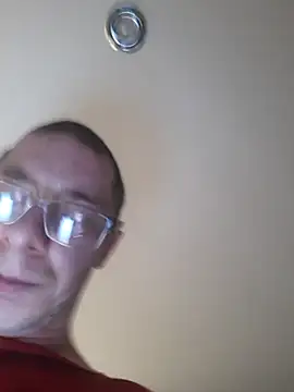 Snapshot of seksowny1990 chatting on February 27, 2025, 3:15 pm seksowny1990 online show from February 27, 2025, 3:15 pm