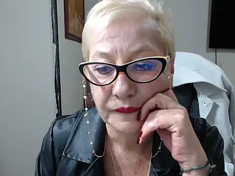 MisteriosaX online show from October 21, 2025, 9:26 pm