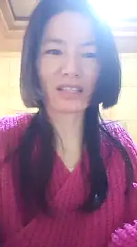 Snapshot of Dewbunn chatting on March 21, 2025, 11:12 pm Dewbunn online show from March 21, 2025, 11:12 pm