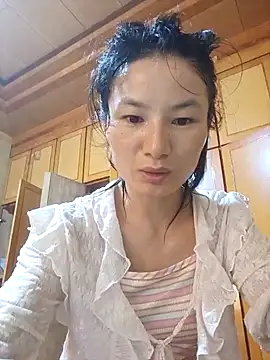 Snapshot of Dewbunn chatting on September 27, 2025, 5:01 am Dewbunn online show from September 27, 2025, 5:01 am