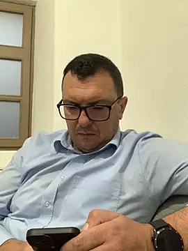 Mike8523 online show from November 23, 2025, 5:29 am