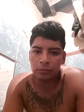 Snapshot of Elcabezhupas97 chatting on September 18, 2025, 5:20 am Elcabezhupas97 online show from September 18, 2025, 5:20 am