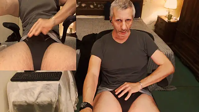 maxdaddy690 online show from September 19, 2025, 9:15 pm