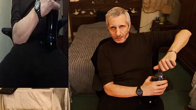 maxdaddy690 online show from November 5, 2025, 10:10 pm