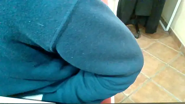 Snapshot of FruitedHymnal chatting on February 16, 2026, 9:27 am FruitedHymnal online show from February 16, 2026, 9:27 am