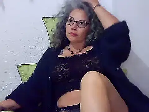 Snapshot of Victoria_Lover chatting on March 10, 2025, 2:17 am Victoria Lover online show from March 10, 2025, 2:17 am