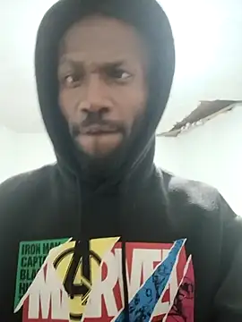 aventuraparatiM o r e online show from February 24, 2025, 8:27 am