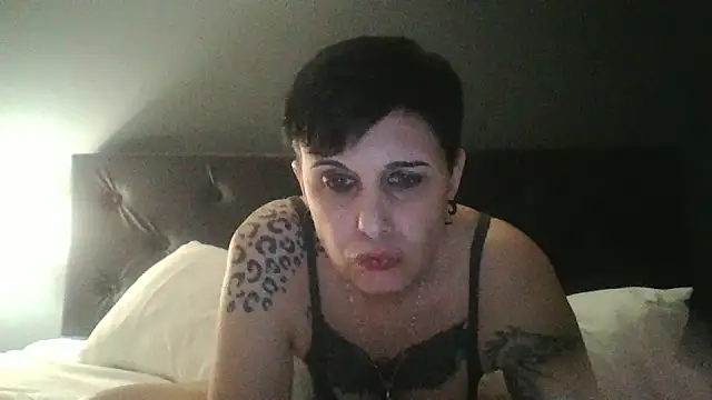 Mallory88 online show from February 28, 2025, 11:01 pm