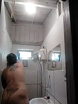 Fellyna online show from September 19, 2025, 3:45 pm