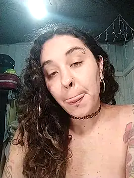 Fellyna online show from October 13, 2025, 4:40 pm