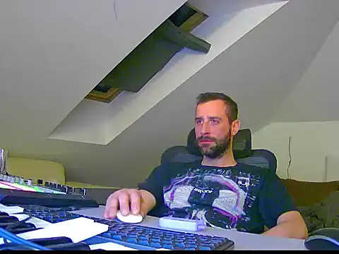 gryzoon online show from October 4, 2025, 10:19 pm