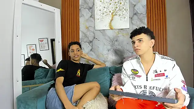 Snapshot of KING_OFF_BOYS chatting on May 13, 2026, 2:36 pm KING OFF BOYS online show from May 13, 2026, 2:36 pm