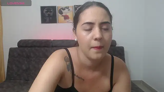 Anthonela Queen online show from March 14, 2025, 3:03 pm