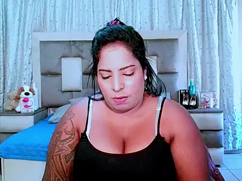 indiantopaz694u online show from March 8, 2025, 8:33 am