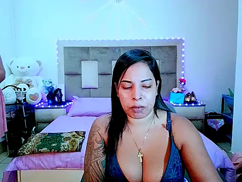 indiantopaz694u online show from April 12, 2026, 4:28 am