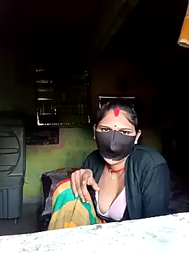 Snapshot of Chhavi_Chadha chatting on October 14, 2025, 1:17 am Chhavi Chadha online show from October 14, 2025, 1:17 am