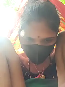 Snapshot of Chhavi_Chadha chatting on November 4, 2025, 4:22 am Chhavi Chadha online show from November 4, 2025, 4:22 am