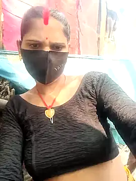 Snapshot of Chhavi_Chadha chatting on November 20, 2025, 8:14 am Chhavi Chadha online show from November 20, 2025, 8:14 am