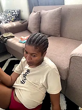  DollFace  online show from January 8, 2026, 6:59 am