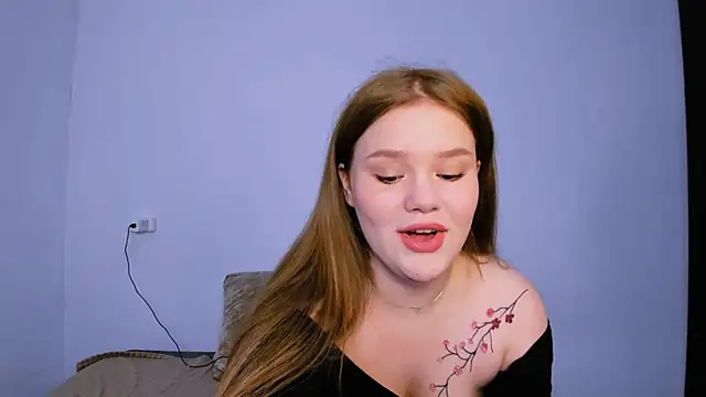 LaseyMoon online show from January 14, 2026, 1:44 am