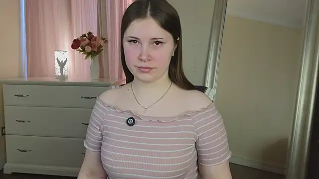 Snapshot of RexellaDarter chatting on February 25, 2025, 5:19 am RexellaDarter online show from February 25, 2025, 5:19 am