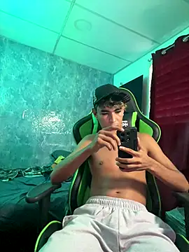 twinks 28 online show from October 10, 2025, 8:08 pm