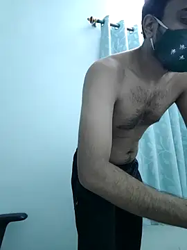 cuteboyhot18 online show from March 3, 2025, 11:22 am