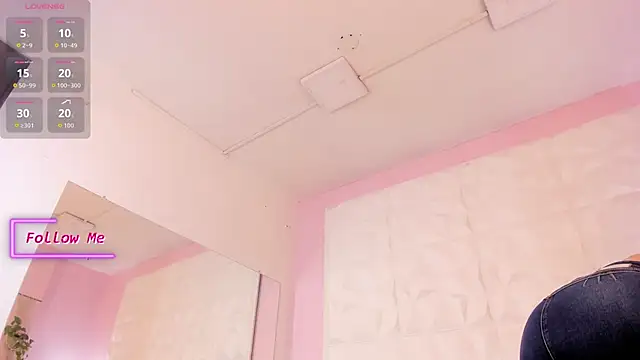 Valeriagomez  online show from October 4, 2025, 12:03 pm