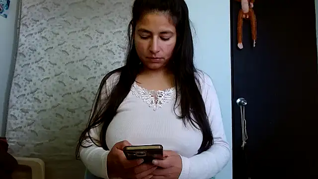 Escarcha-blue online show from January 9, 2026, 8:43 pm