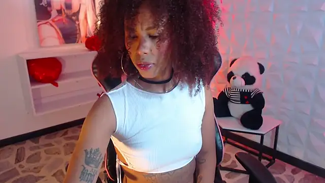 anahi macys online show from March 3, 2025, 12:05 pm