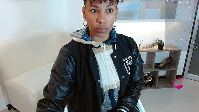 anahi macys online show from September 26, 2025, 10:52 am