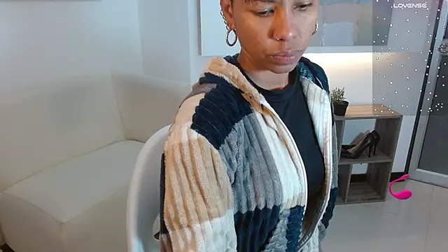 anahi macys online show from October 14, 2025, 11:22 am