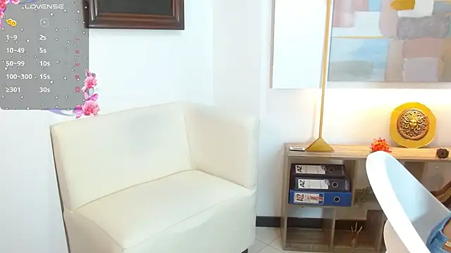 anahi macys online show from October 28, 2025, 10:41 am