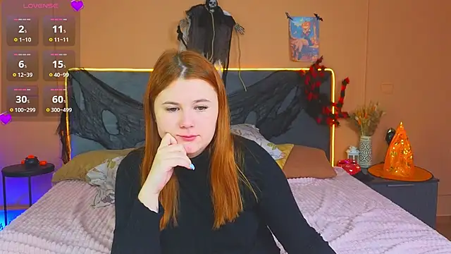 Eva Starlight online show from November 1, 2025, 4:14 am