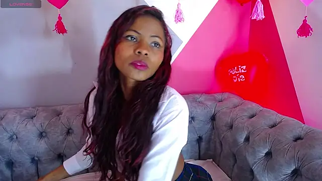 Snapshot of Agata_Grubisic chatting on February 28, 2025, 12:54 am Agata Grubisic online show from February 28, 2025, 12:54 am