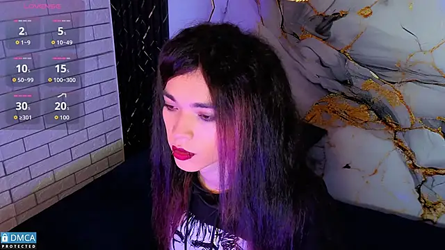 MaeveKuro online show from December 1, 2025, 3:00 am