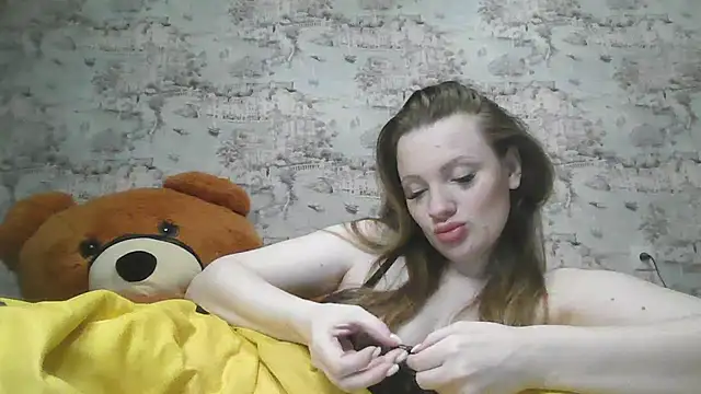Eveline May online show from March 19, 2025, 8:54 pm