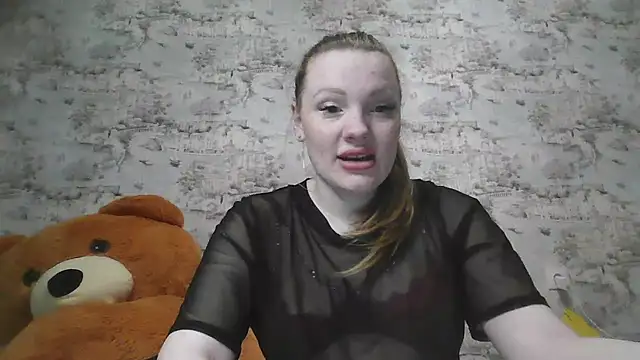 Eveline May online show from March 22, 2025, 5:41 pm