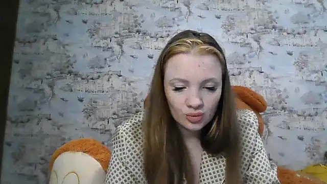 Eveline May online show from September 22, 2025, 2:19 pm