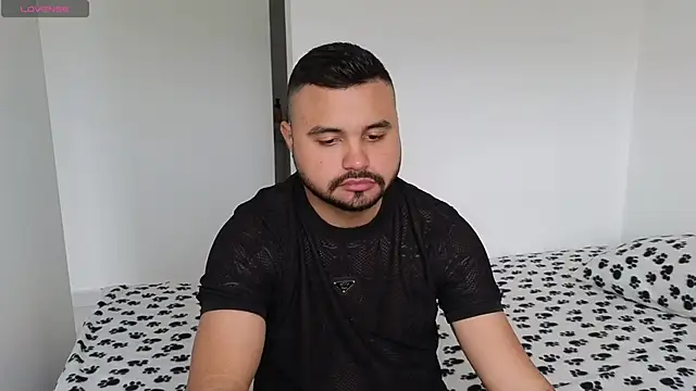 khalidferrer online show from March 2, 2025, 1:05 pm