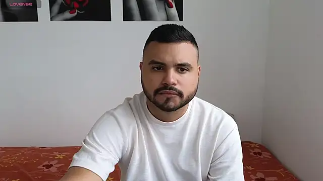 khalidferrer online show from March 5, 2025, 12:22 pm