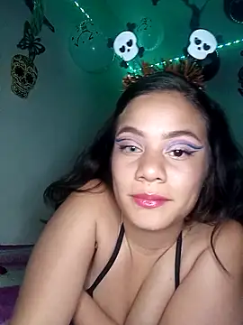 Valen thompsom 002 online show from October 15, 2025, 4:45 am