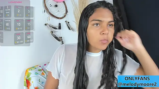 Melodymoore  online show from September 17, 2025, 10:11 pm