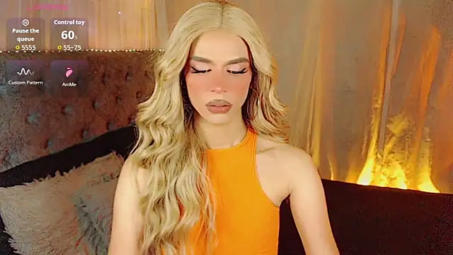 Dalila moan online show from March 18, 2026, 8:01 pm