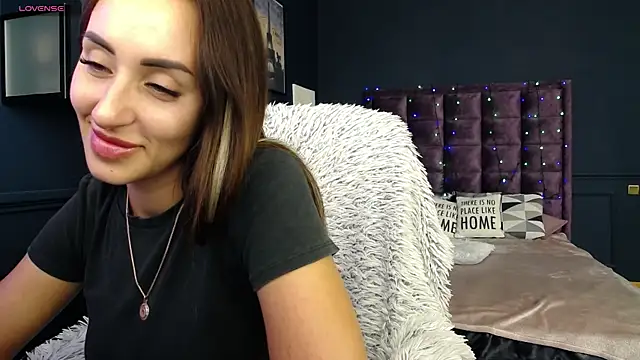 JenniferStone online show from August 1, 2026, 8:24 am